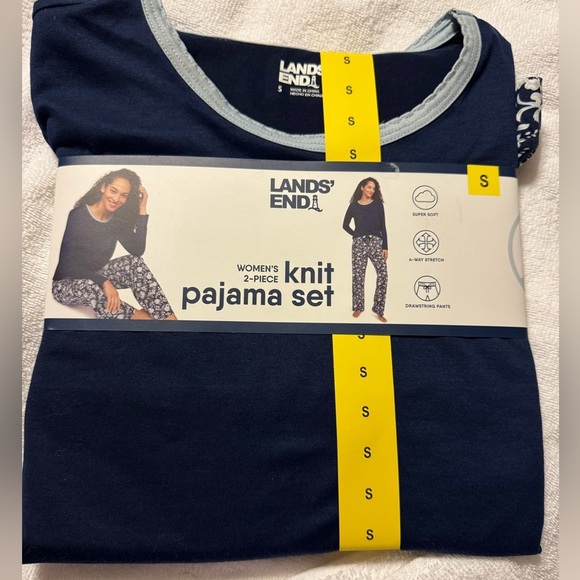 Lands End 2 pc Knit Pajama Set - Picture 4 of 8